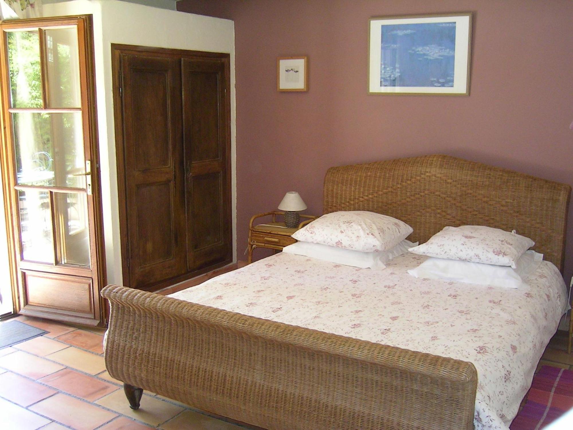 Bed and Breakfast Mas La Provence LʼIsle-sur-la-Sorgue Zimmer foto