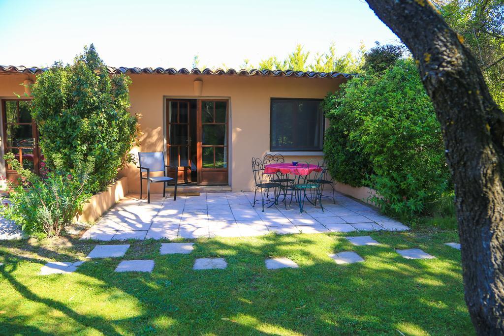 Bed and Breakfast Mas La Provence LʼIsle-sur-la-Sorgue Exterior foto