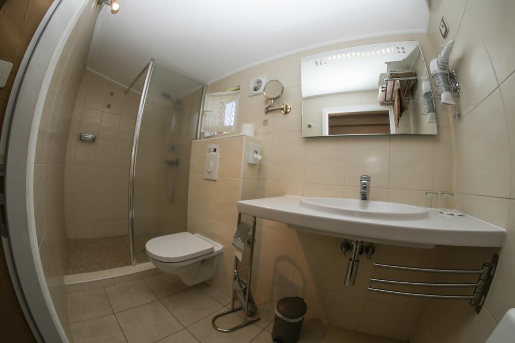Bed and Breakfast Mas La Provence LʼIsle-sur-la-Sorgue Exterior foto