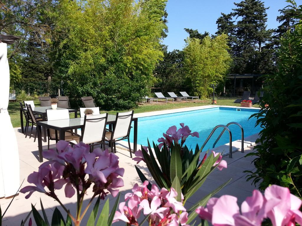 Bed and Breakfast Mas La Provence LʼIsle-sur-la-Sorgue Exterior foto